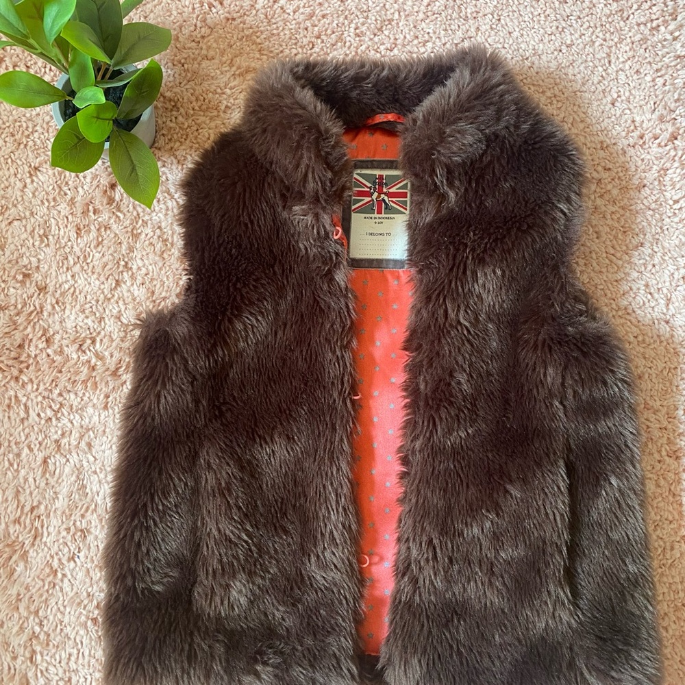 Mini Boden vest $16 size 9-10